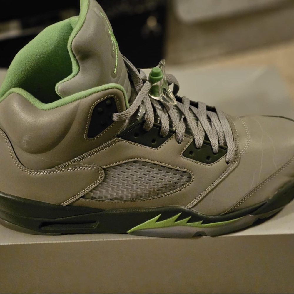 Jordan 5 Retro “Green Bean”